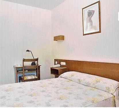Hostal Lorentxo-3